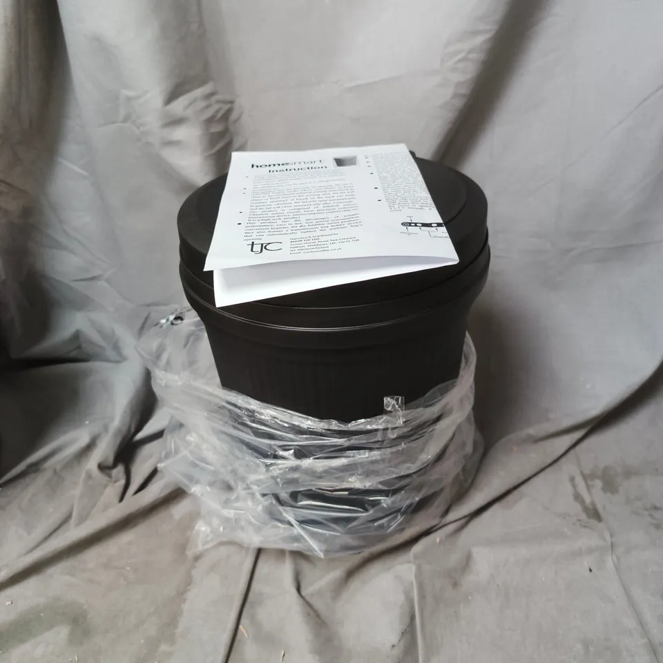 HOMESMART MOTION SENSOR TRASH BIN – BLACK, BOXED