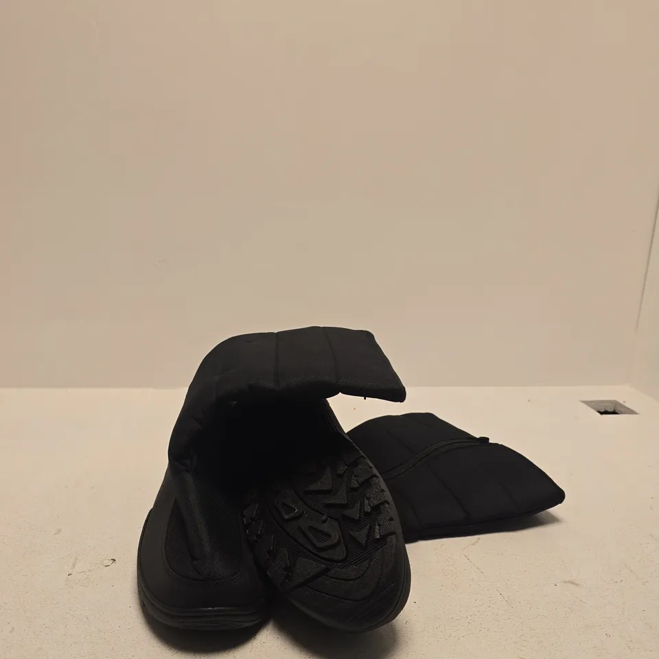 MOUNTAIN WAREHOUSE BLACK ICEY FLEECE LINED SNOW BOOT SIZE UK 10