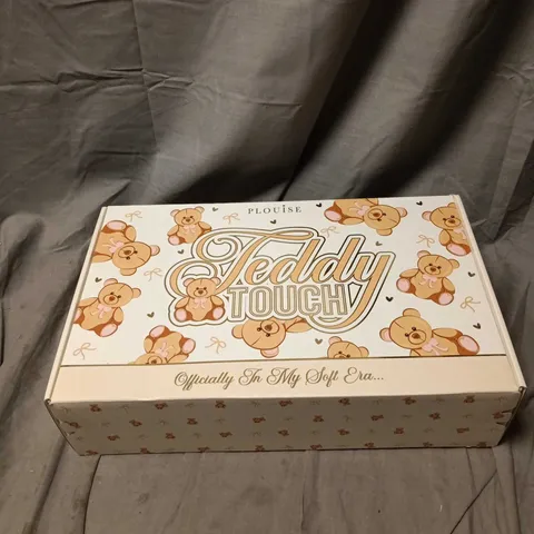 PLOUISE TEDDY TOUCH MYSTERY GIFT SET, BOXED. SEALED