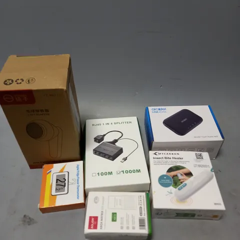 APPROXIMATELY 10 ASSORTED ELECTRICAL PRODUCTS TO INCLUDE LINT REMOVER , PRESENCE PROTECTOR , BITE HEALER , ETC