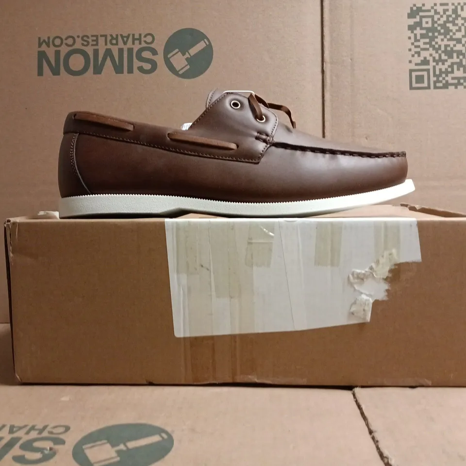 BOXED PAIR OF AMAZON ESSENTIALS SLIP-ON LOAFERS IN BROWN SIZE UK 10