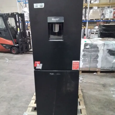 HOOVER FREESTANDING 50/50 FRIDGE FREEZER I BLACK WITH WATER DISPENSER 