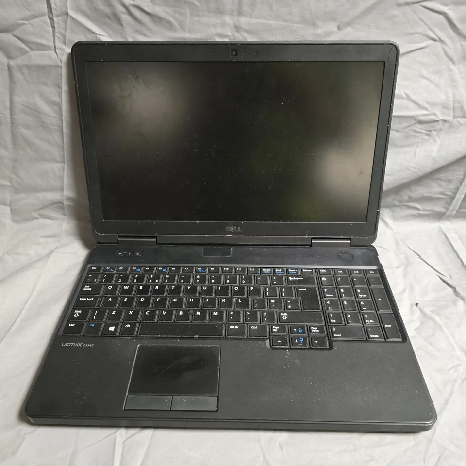DELL LATITUDE E5540 LAPTOP