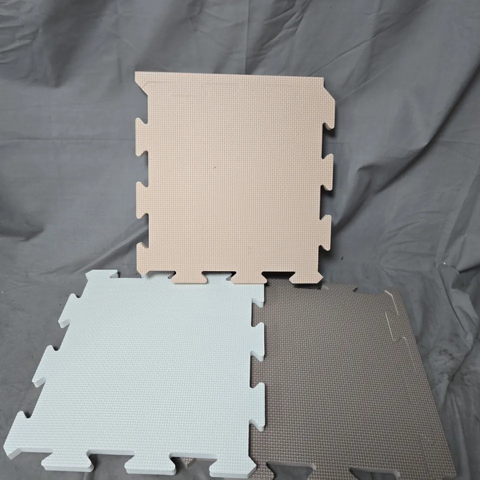 THE MODERN NURSERY PUZZLE PLAYMAT - SAND WARM GREY, SAND & BRIGHT WHITE (16 TILE SET)