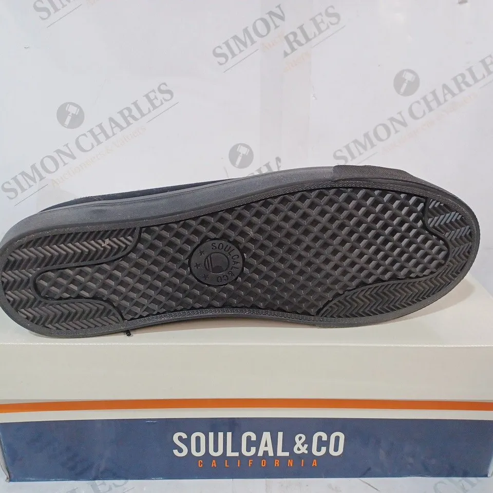 BOXED SOULCAL AND CO SUNRISE LACE SN00 SIZE 10