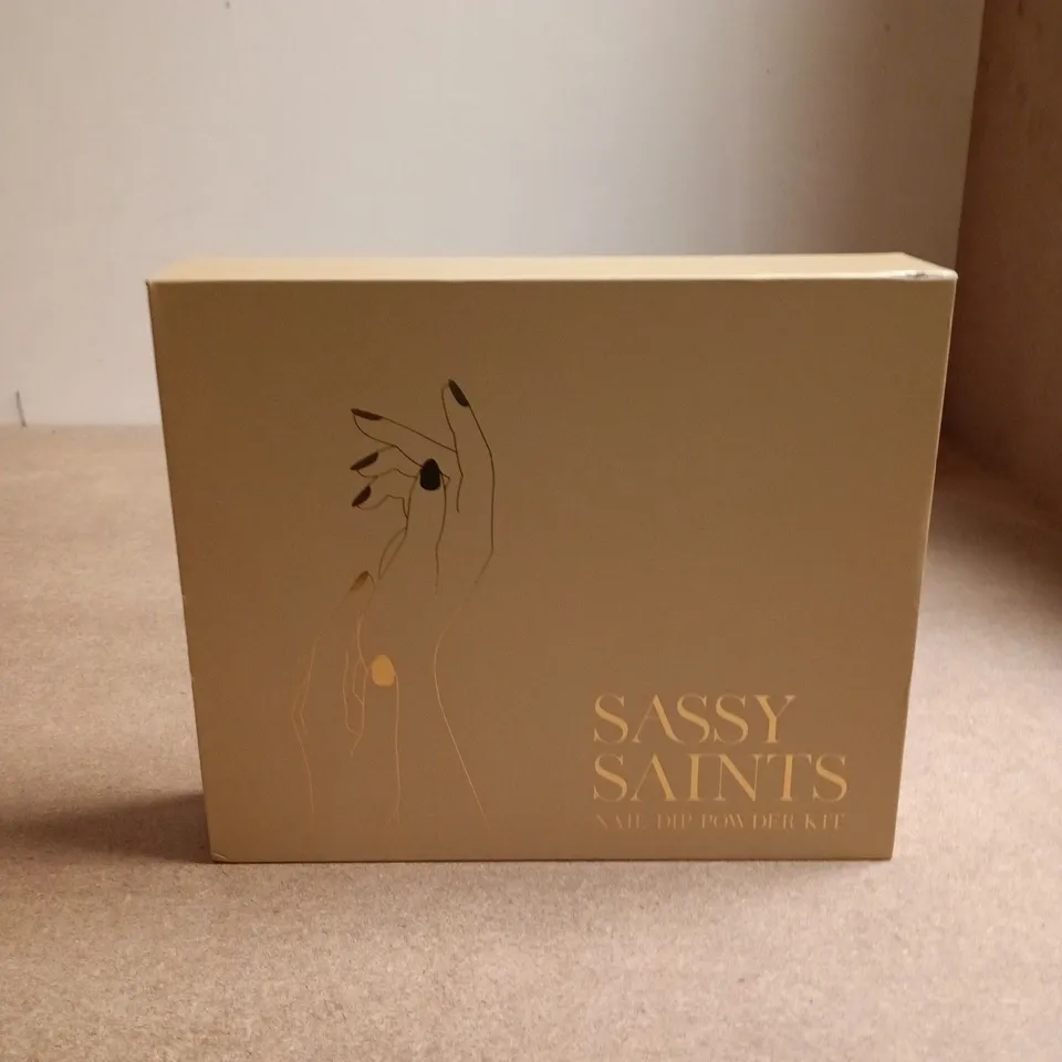 SASSY SAINTS NAIL DIP POWDER KIT – 5 NAIL POLISH BOTTLES WITH ACCESSORIES (BOXED)