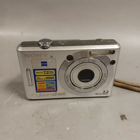 SONY CYBER-SHOT DSC-W35 DIGITAL CAMERA