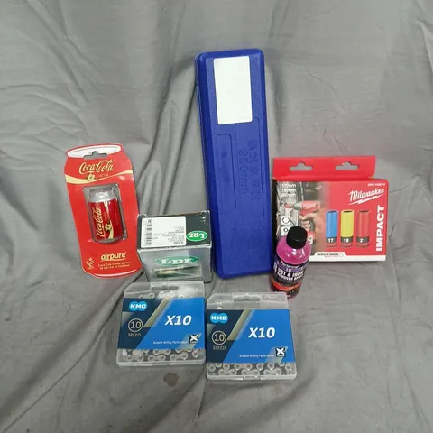 APPROXIMATELY 10 ASSORTED VEHICLE PARTS & ACCESORIES TO INCLUDE MILWAWKEE SOCKET SET, 10 SPEED CHAIN, WHEEL CYLINDER, ETC