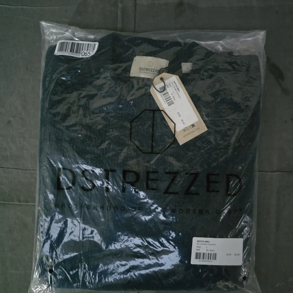 BAGGED DSTRESZZED CHENILLE CREWNECK JUMPER IN DARK NAVY SIZE LARGE