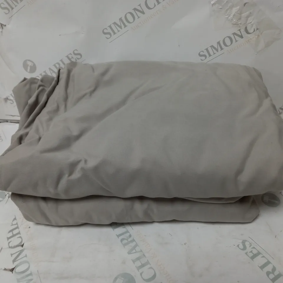 SILENTNIGHT SET OF TWO SUPERSOFT FITTED SHEETS DOVE GREY DOUBLE