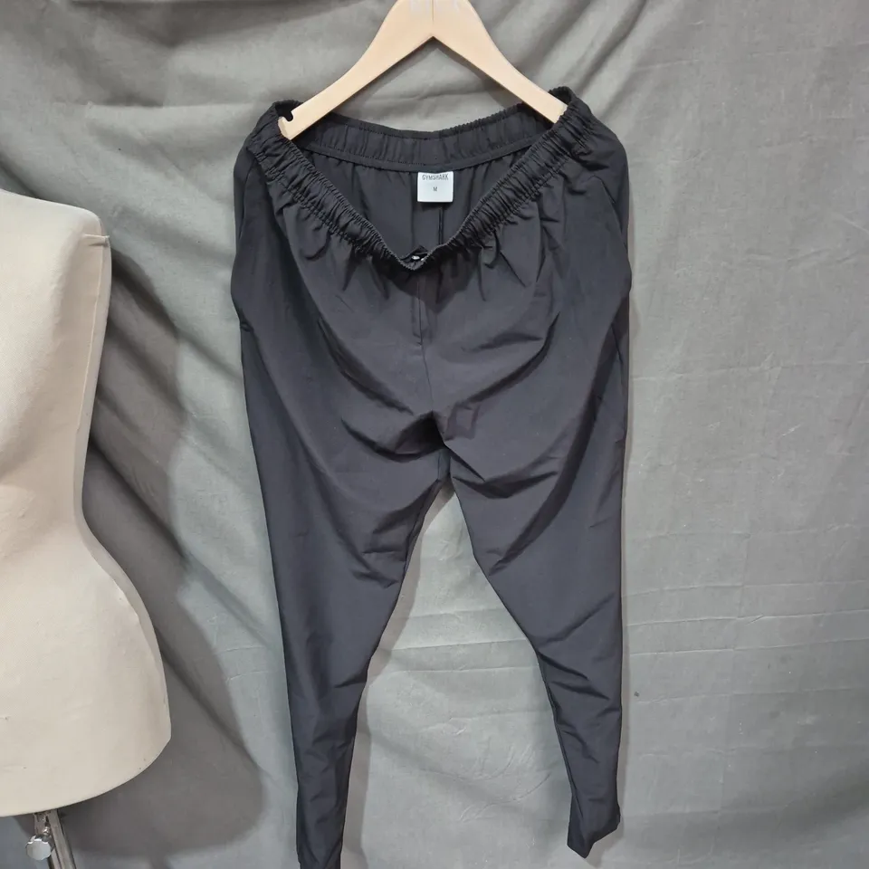 GYMSHARK JOGGERS - SIZE M 