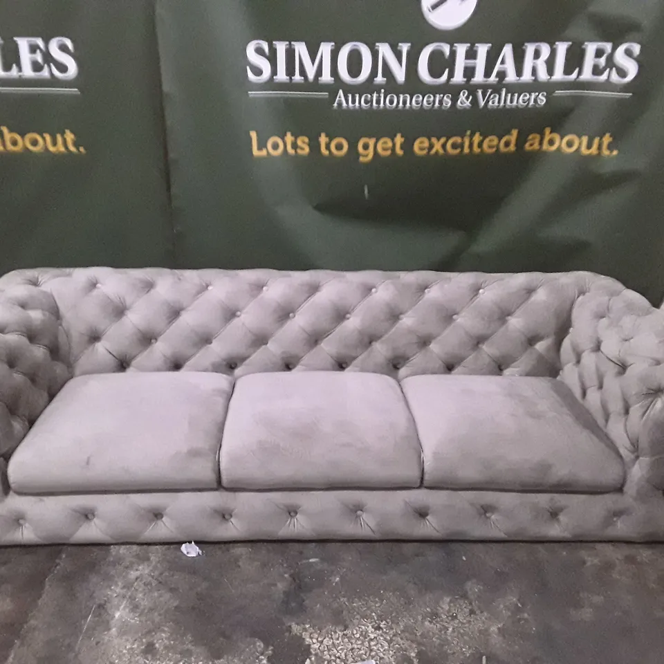 QUALITY DESIGNER 3 SEATER SOFA - GREY VELVET FABRIC 