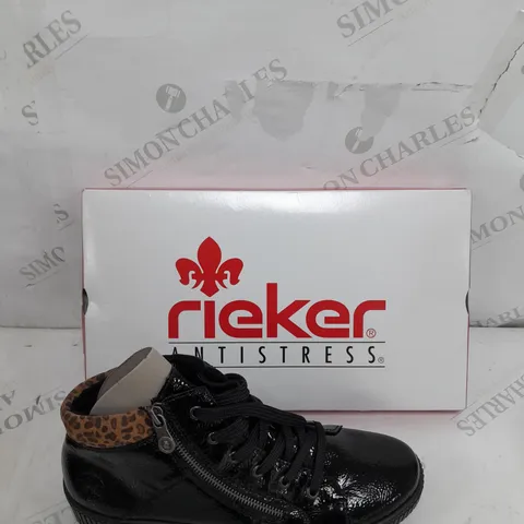 BOXED PAIR OF RIEKER HIGH TOP CUFFED TRAINERS IN BLACK - SIZE 7.5