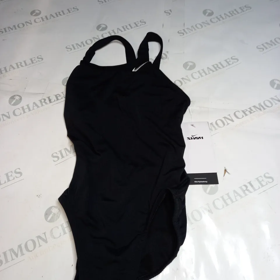 NIKE SWIMMING COSTUMES SIZE 7-8 YEARS 