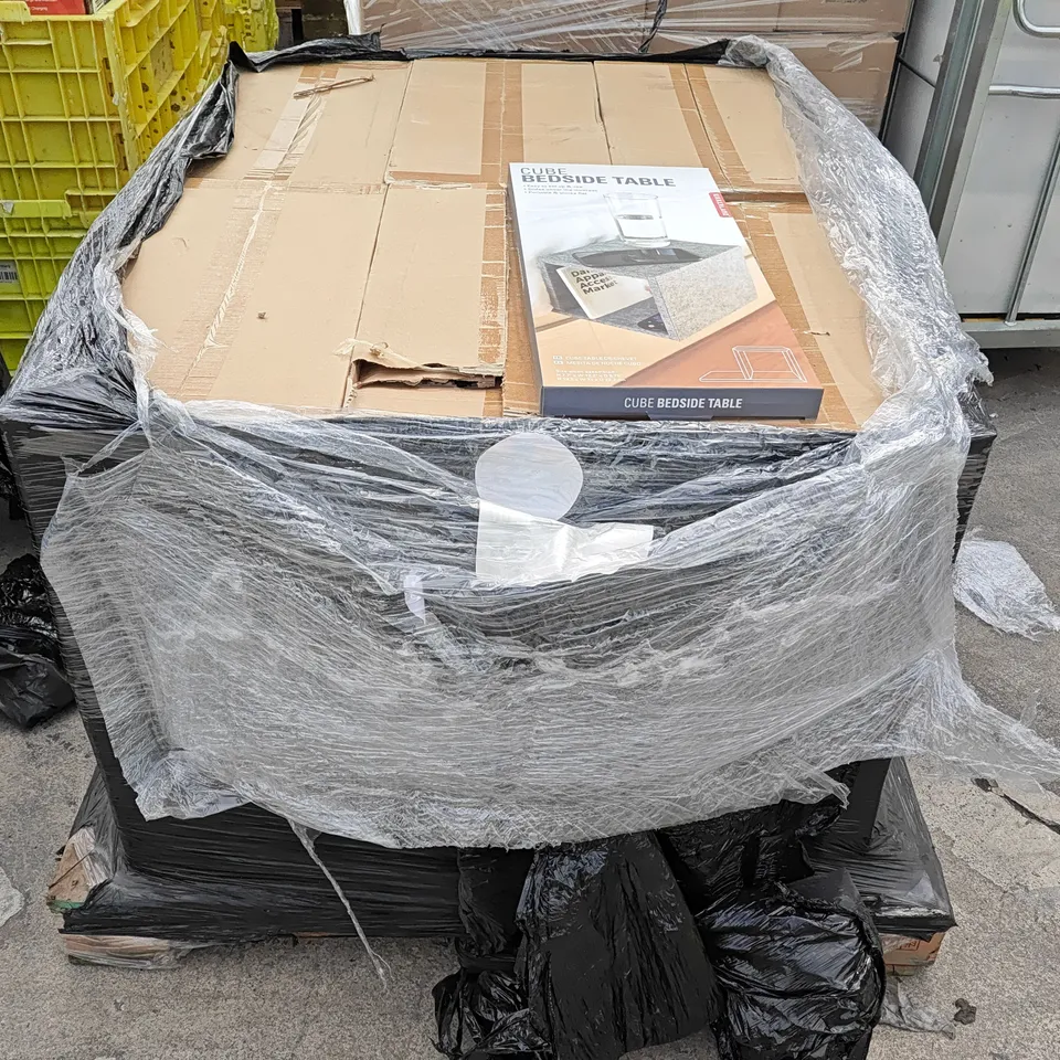 PALLET OF APPROXIMATELY 90 X CUBE BEDSIDE TABLE 