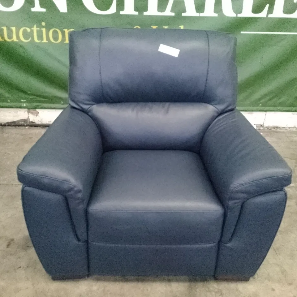 QUALITY ITALIAN DESIGNER VIRGILIO CHAIR WITH SMALL ARMS - BLACK LEATHER