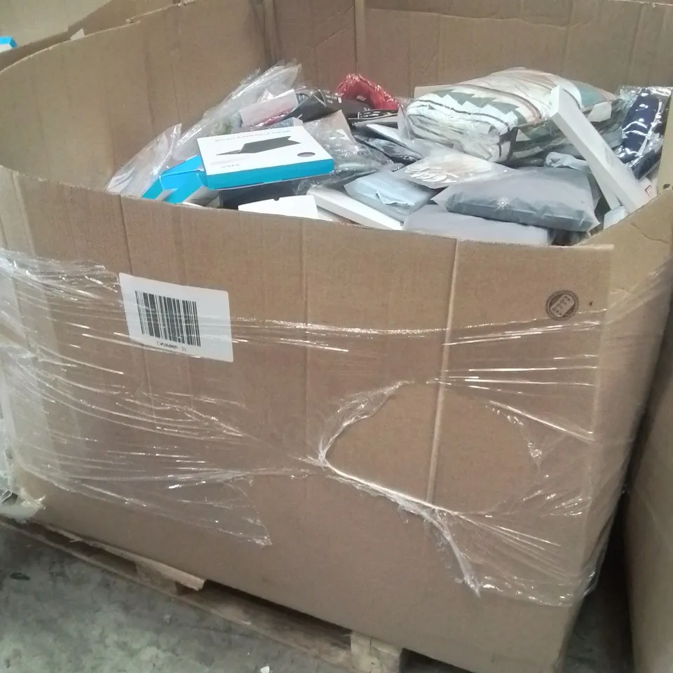 PALLET OF TECH APPAREL,PARTY DECOR,HOME GOODS,STATIONARY PRODUCTS AND ITEMS TO INCLUDE;PHONE CASE,ICE MOULD,KEYBOARD CASE