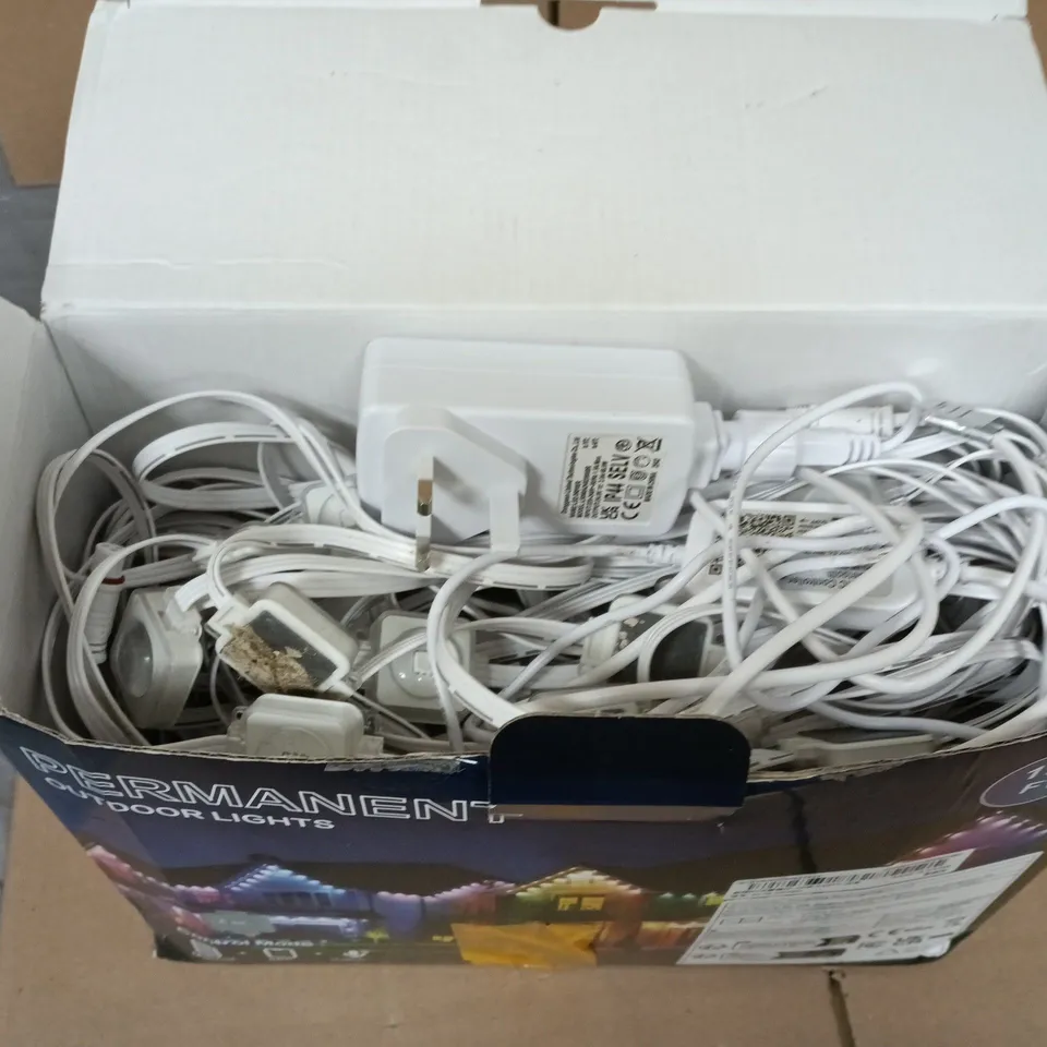 PERMANENT OUTDOOR LIGHT RGB-IC LED STRING LIGHTS, 24V IP67 – BOXED