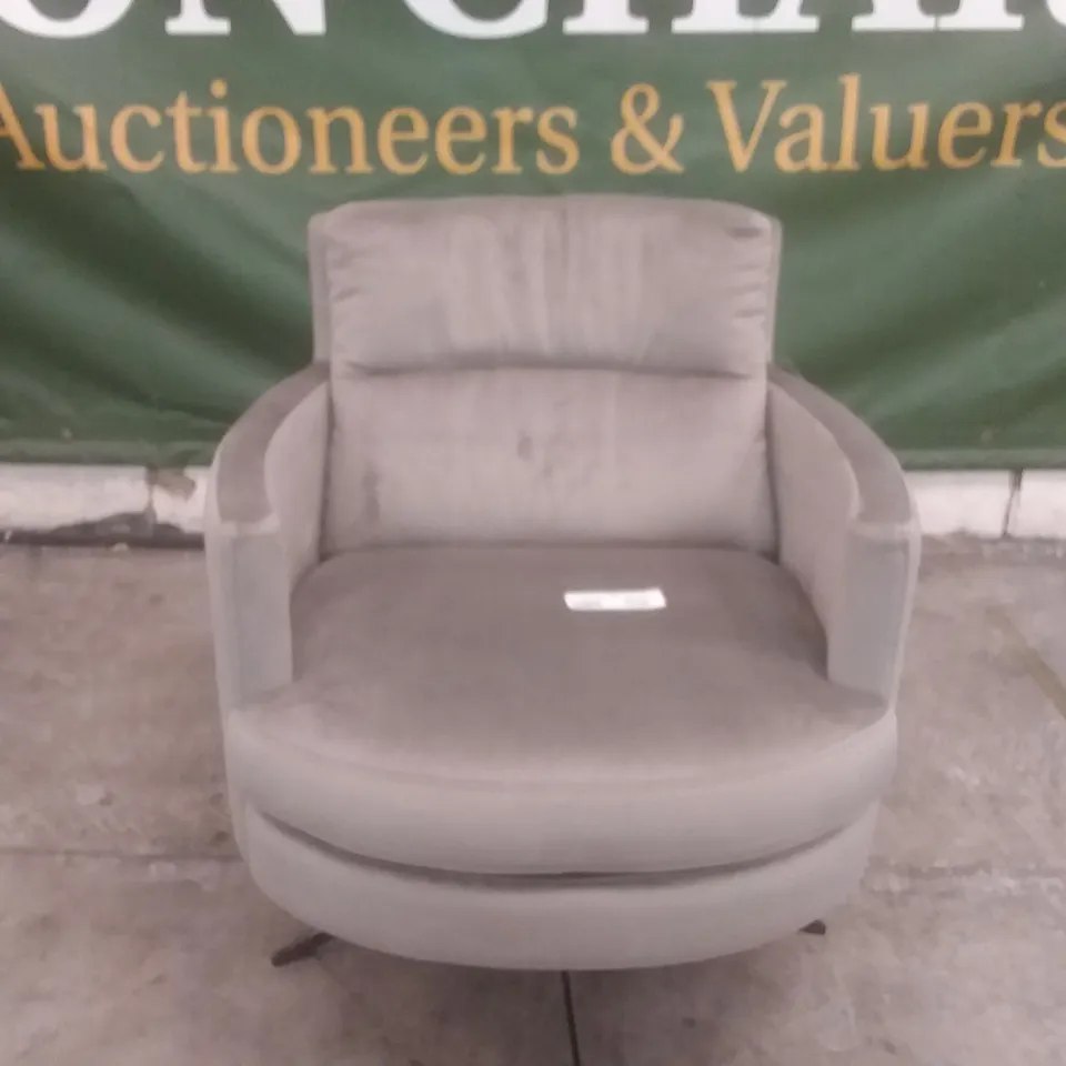 QUALITY ITALIAN DESIGNER SWIVEL CHAIR GREY PLUSH FABRIC