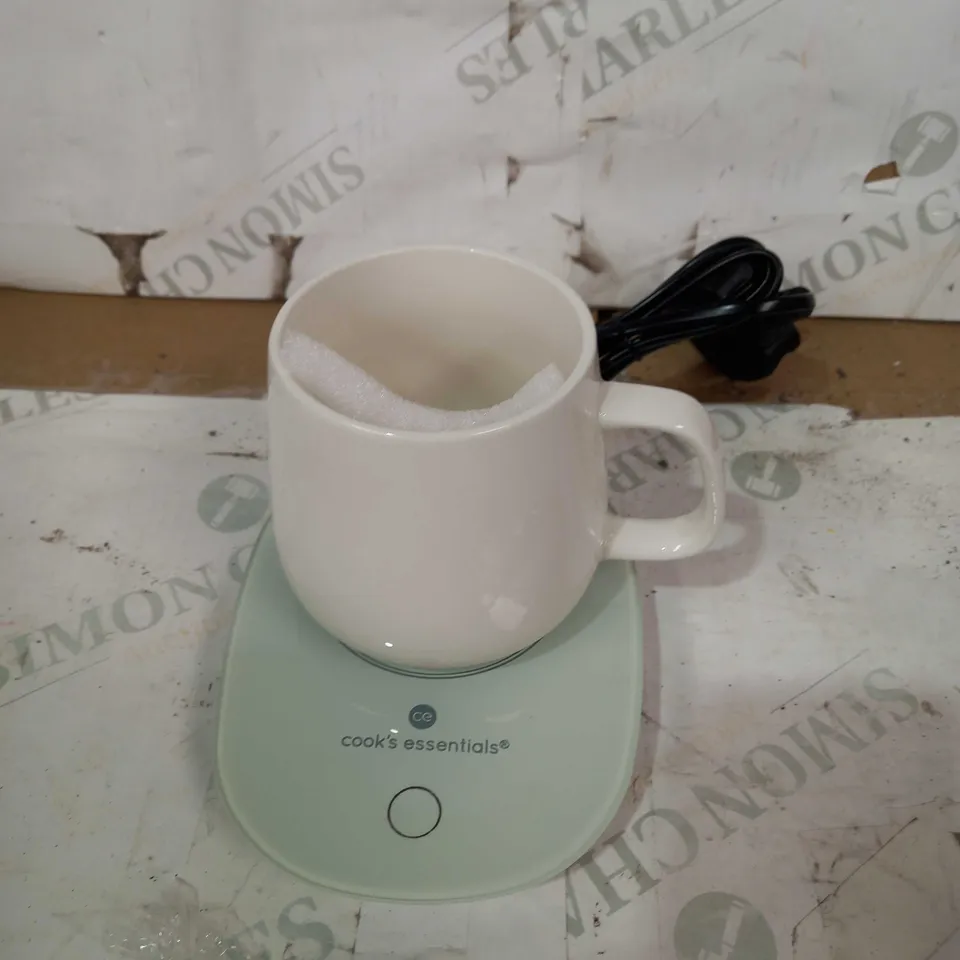 PLUG IN DRINK WARMER SET COLOUR: WHITE