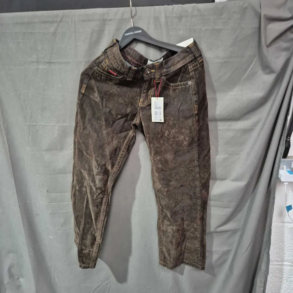 BDG URBAN OUTFITTERS JEANS – BROWN WASH, WOMEN’S, UK 6 (US 26W X 30L)