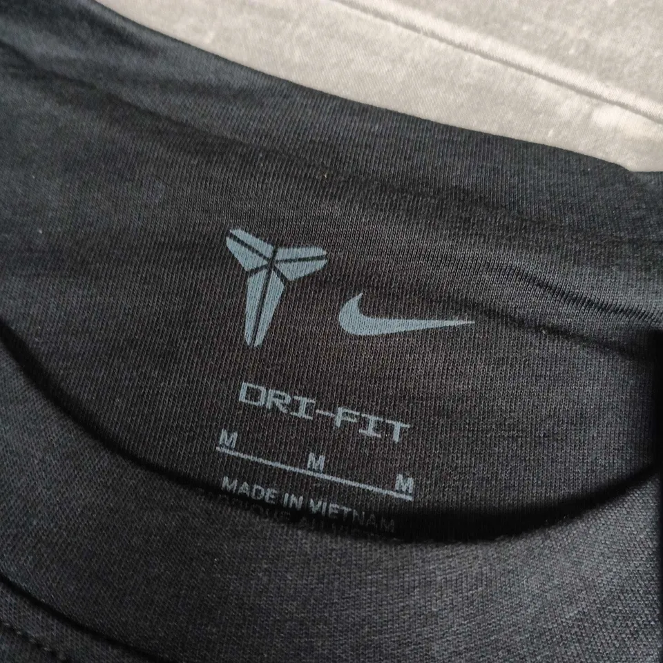 NIKE DRI-FIT FC BARCELONA TRAINING T-SHIRT – BLACK – SIZE M