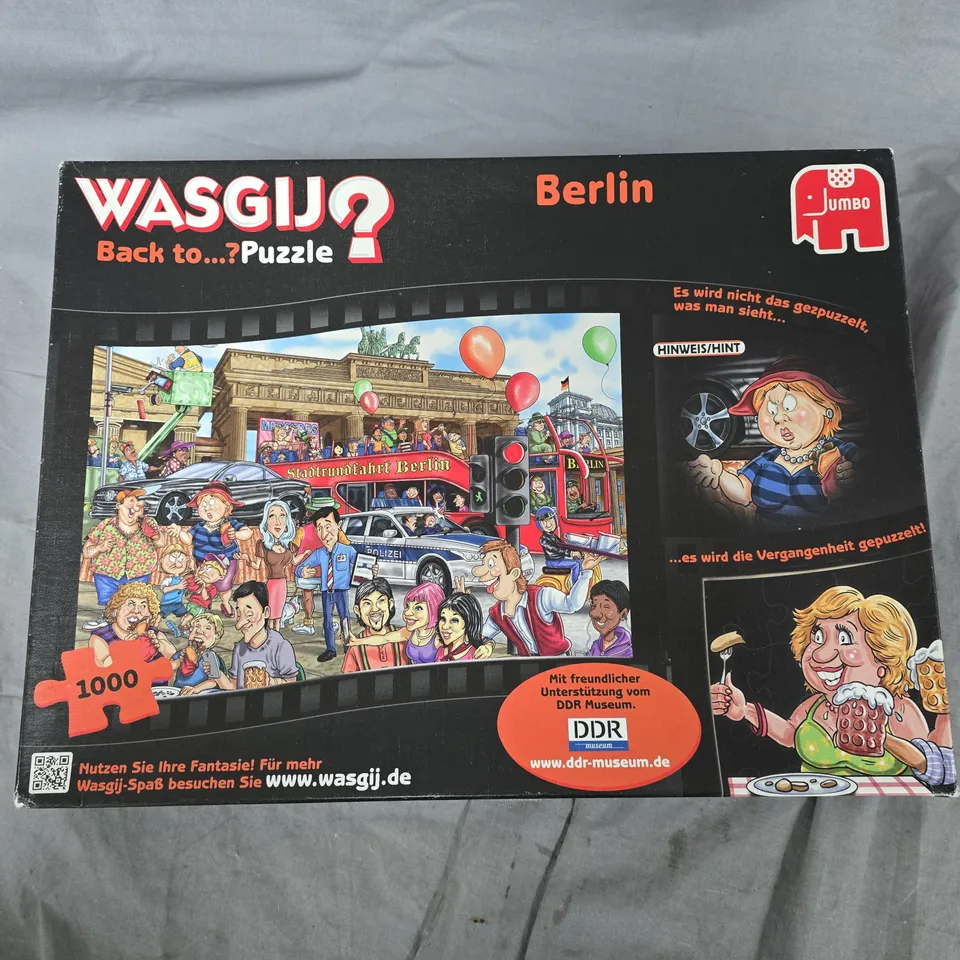 WASGIJ BACK TO... PUZZLE BERLIN – 1000-PIECE JIGSAW PUZZLE (BOXED)