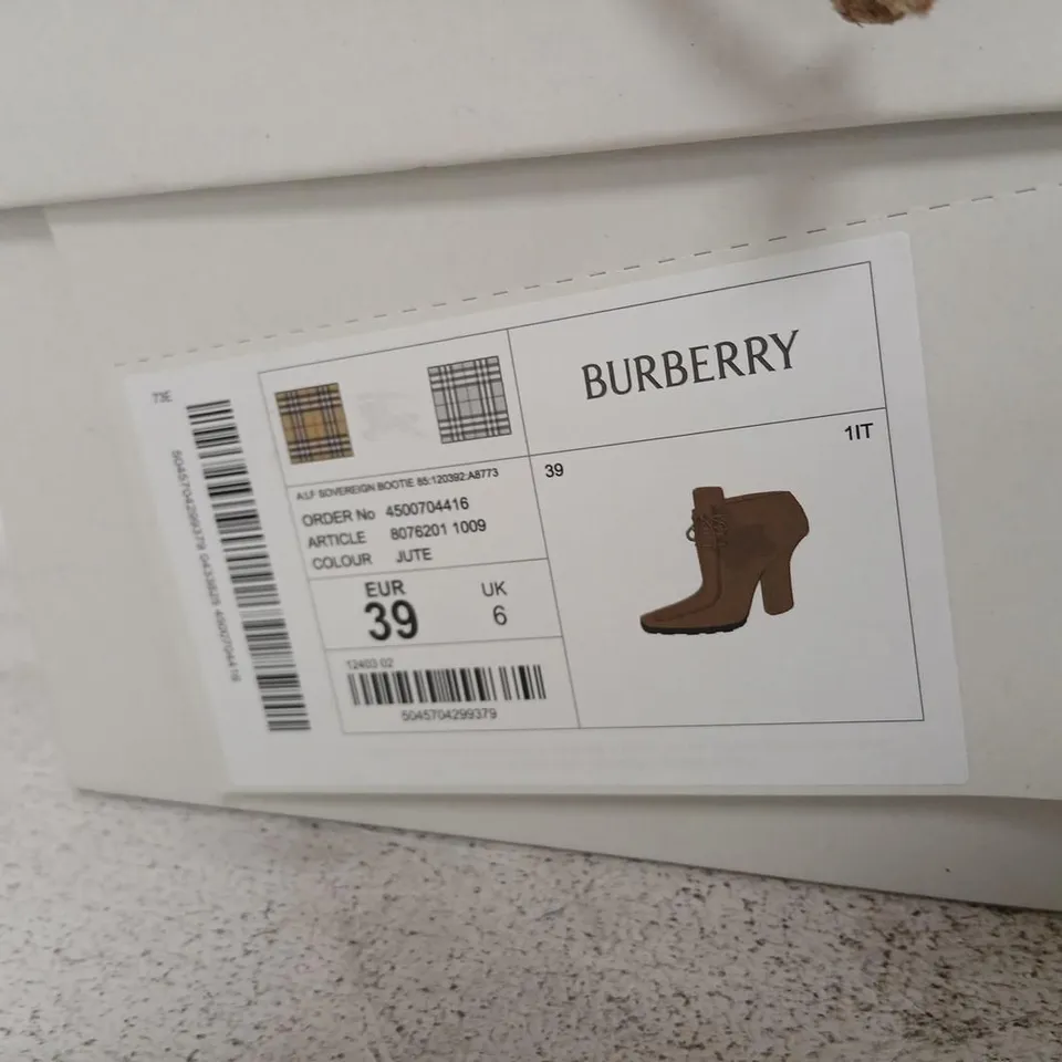 BURBERRY WOMEN'S SUEDE ANKLE BOOTS – UK 6 (EUR 39)