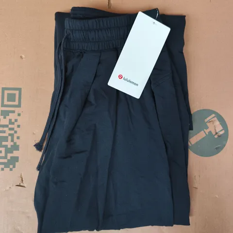 LULULEMON EXTRA-WIDE PLEATED PANTS IN BLACK SIZE SMALL
