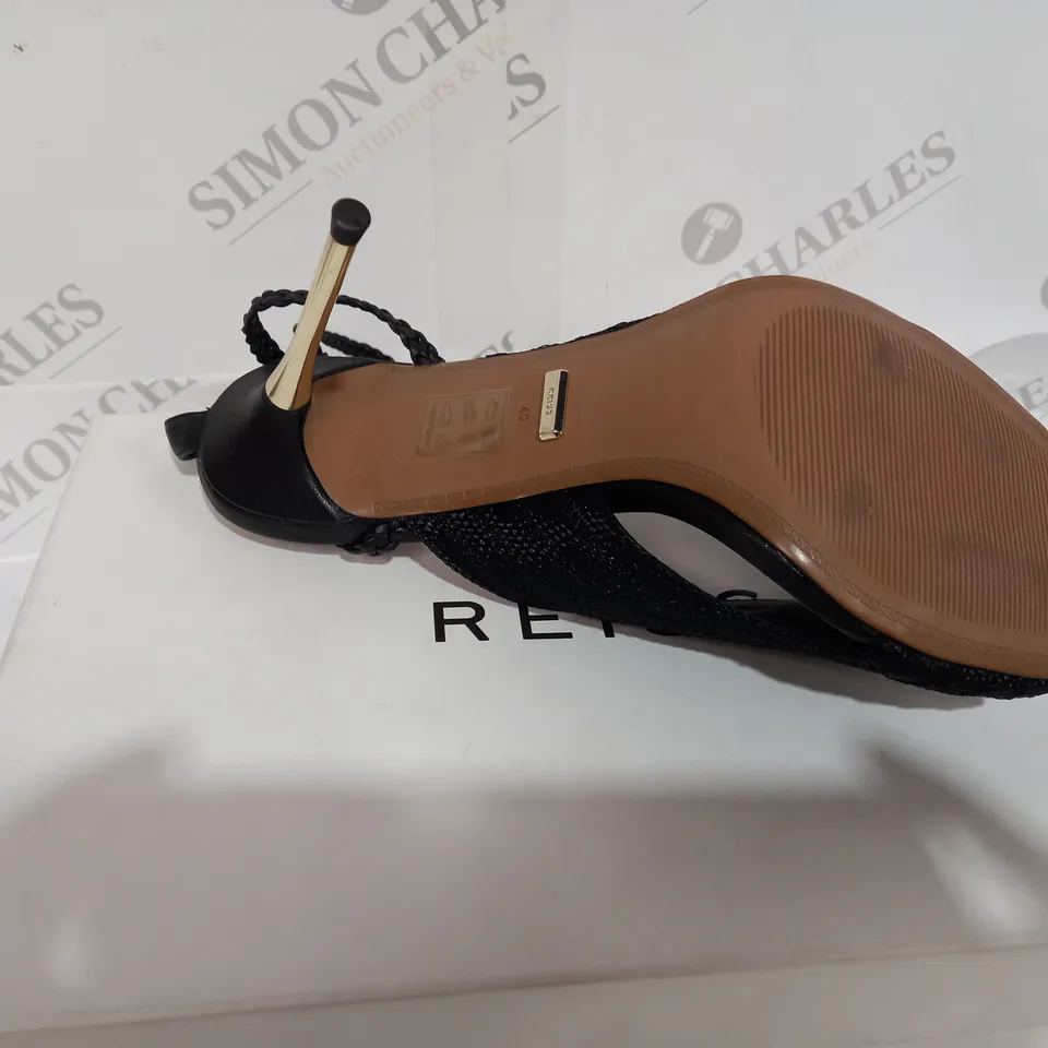 BOXED REISS MINERVA STRAP HEELS BLACK - SIZE 7