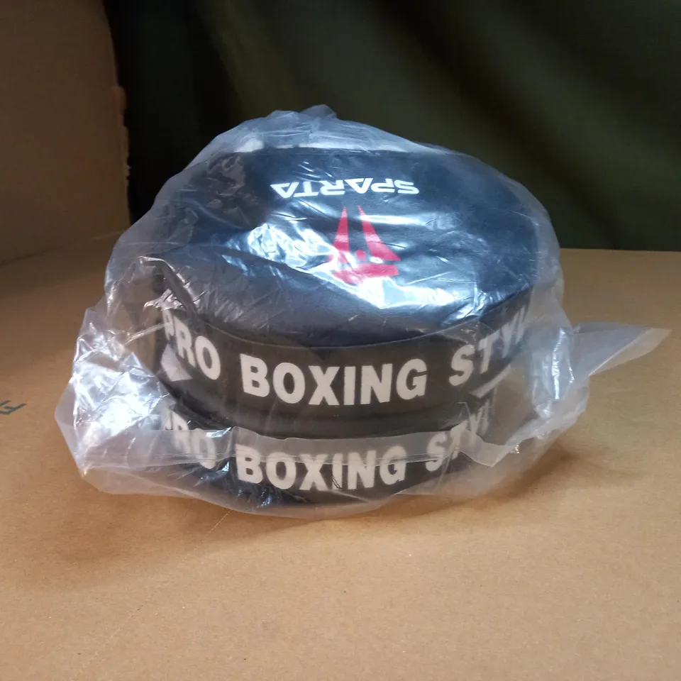 PACKAGED BLACK/WHITE SPARTA SPARING PADS