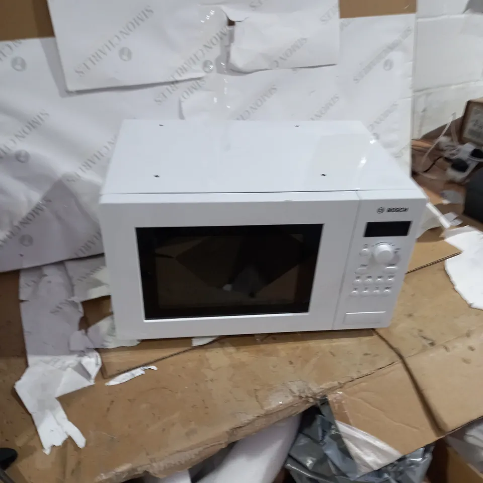 BOSCH HMT75M421B SERIE 2 FREESTANDING 800W MICROWAVE OVEN, 17 LITRE, WHITE