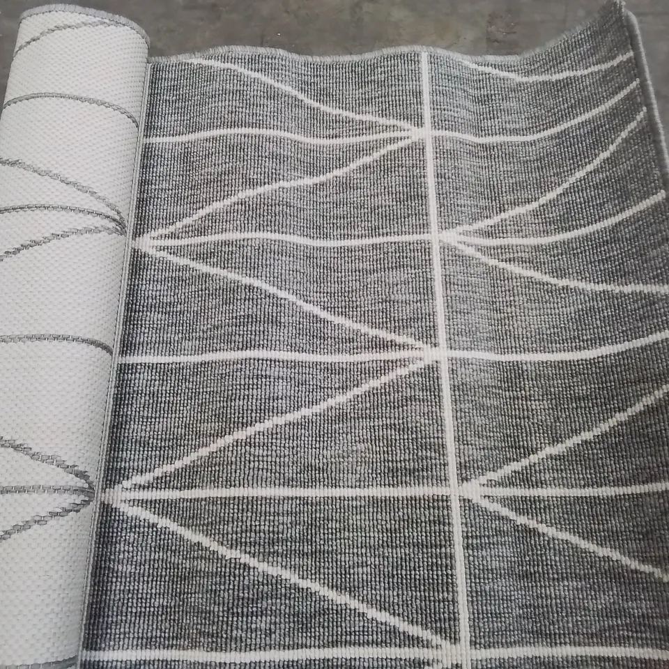 BRAND NEW PACO HOME GREY PATTERNED RUG - 120X170CM