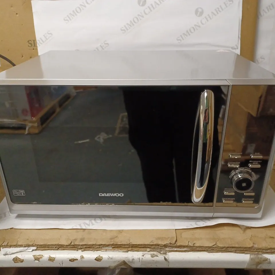 DAEWOO 900W 25L MICROWAVE/GRILL/CONVECTION