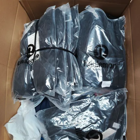LARGE BOX OF APPROXIMATELY 25 ASSORTED CLOTHING ITEMS IN VARIOUS COLOURS, STYLES AND SIZES - COLLECTION ONLY