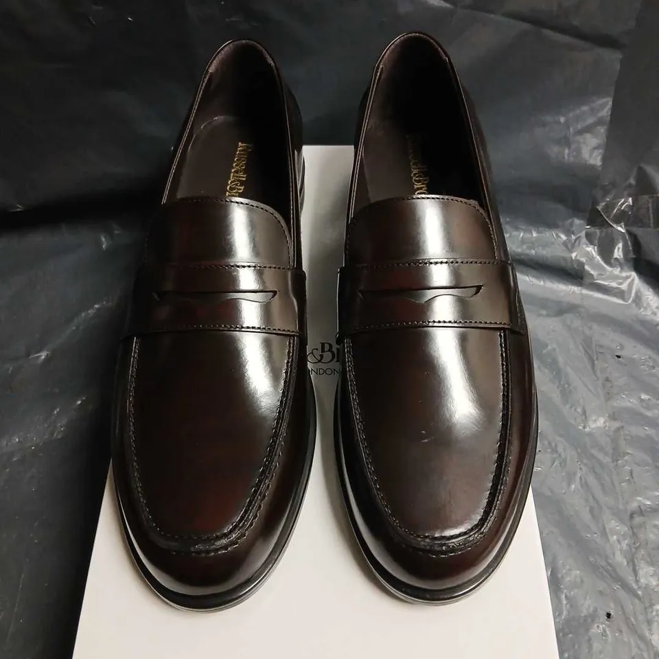 RUSSELL & BROMLEY ROOK BURGUNDY LEATHER LOAFERS – UK 8 (EU 42)
