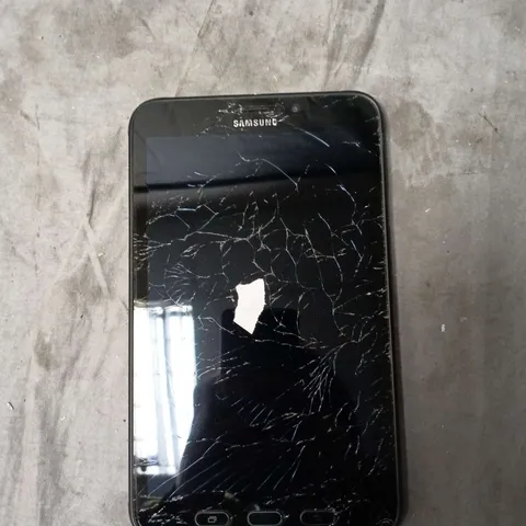 SAMSUNG GALAXY TABLET PC SM-T395, 16GB – CRACKED SCREEN