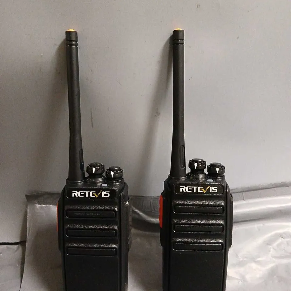 BOXED RETCVIS TWO WAY RADIO RT24