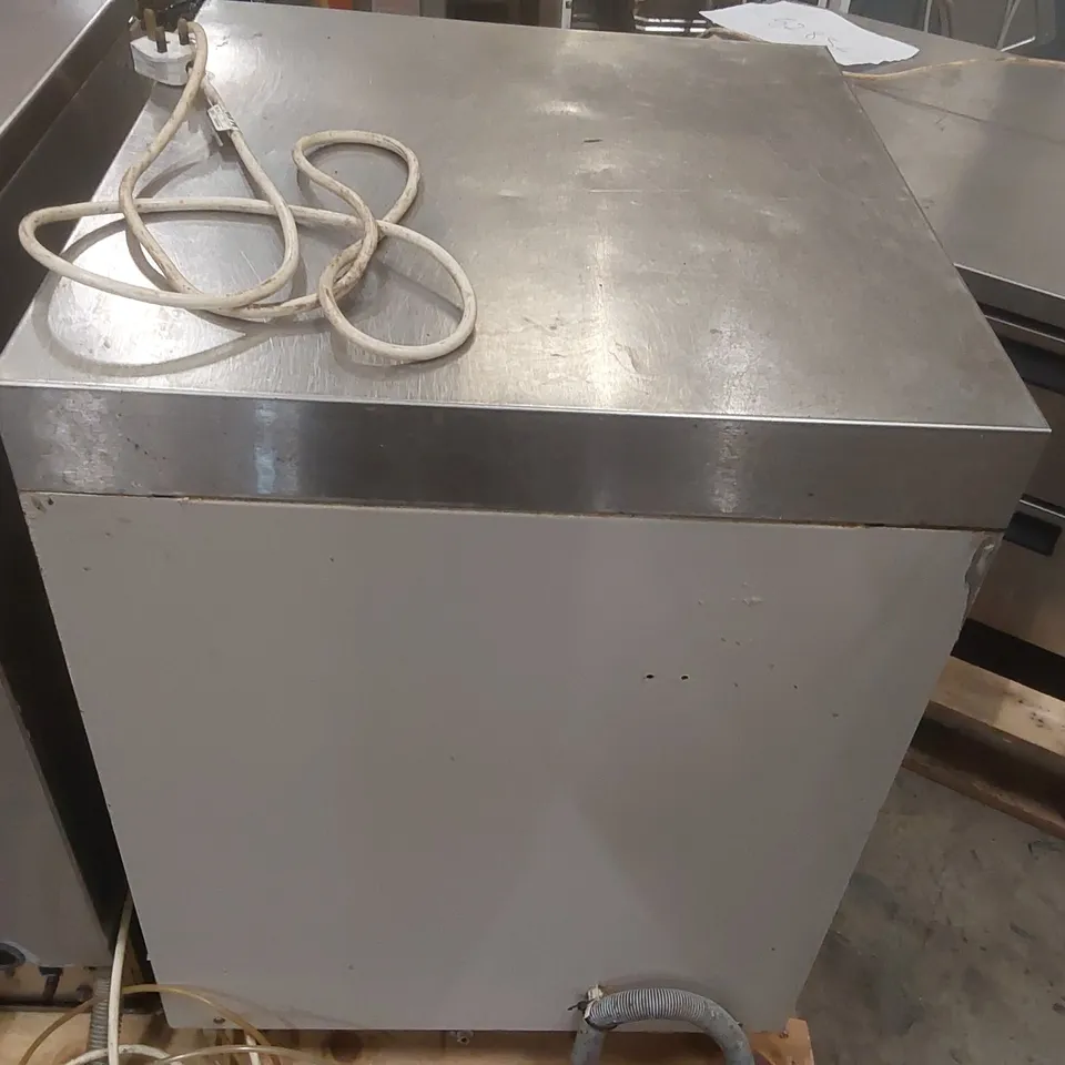 FALCON BD 18 COMMERCIAL DISHWASHER