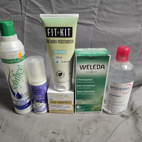 APPROXIMATELY 15 ASSORTED HEALTH & BEAUTY PRODUCTS TO INCLUDE WELEDA, FIT&KIT AND CHILDS FARM