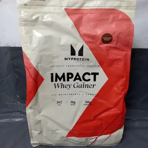 SEALED MYPROTEIN IMPACT WHEY GAINER IN CHOCOLATE SMOOTH 2.5KG
