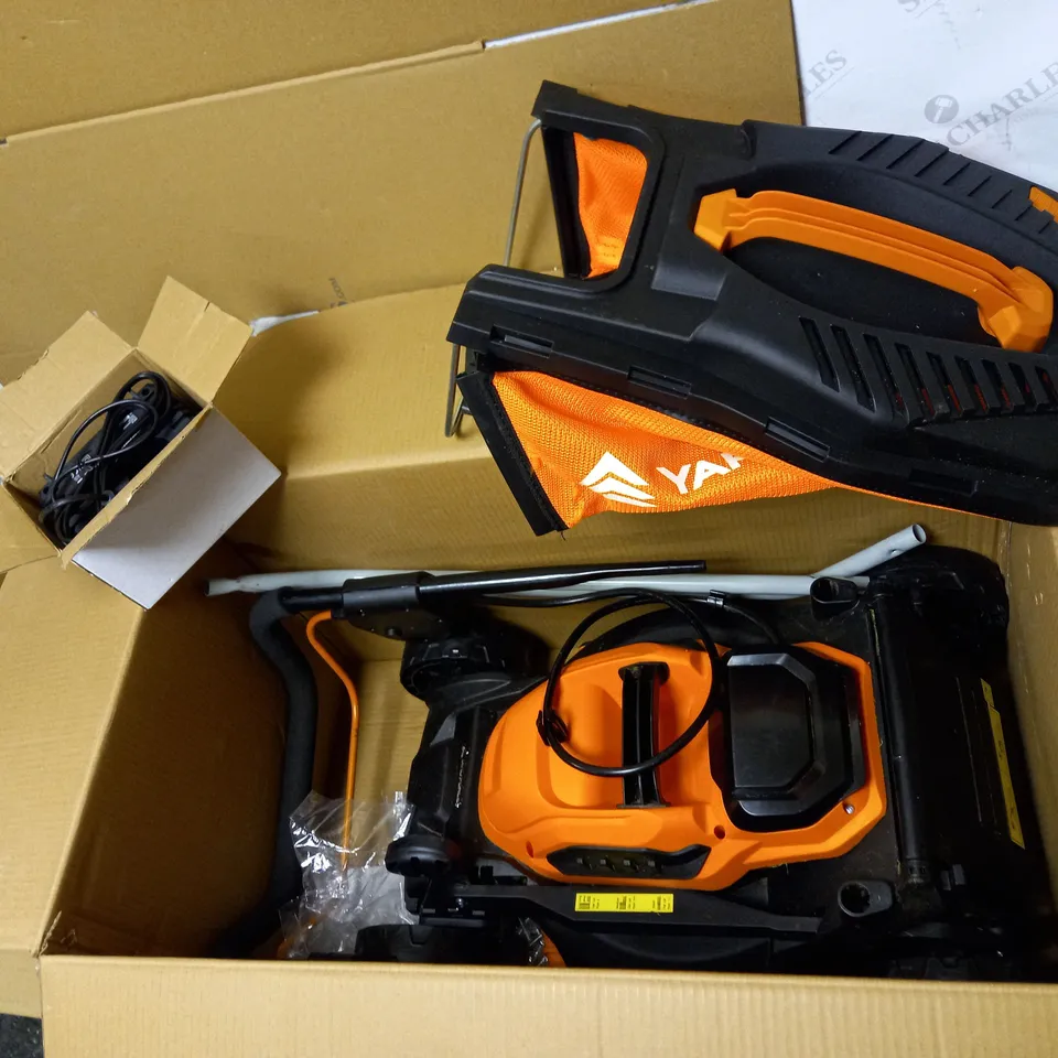 YARD FORCE 32CM ROTARY CORDLESS LAWNMOWER PLUS CORDLESS GRASS TRIMMER