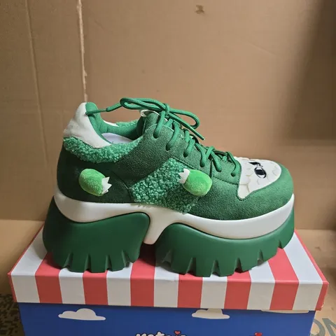 BOXED PAIR OF KOI X KETNIPZ BEANZILLA PLATFORM TRAINERS - GREEN, UK 6