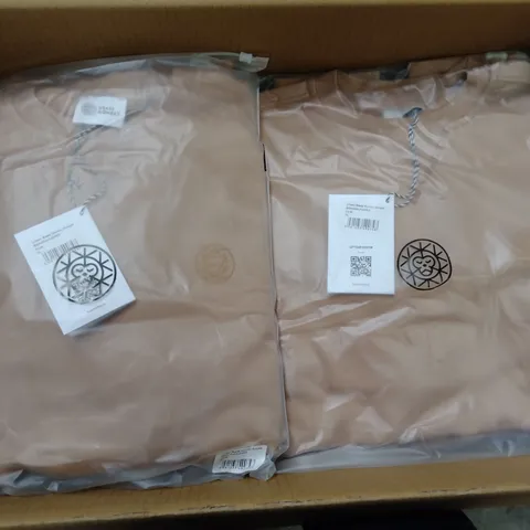 BOX OF APPROXIMATELY 15 x BRAND NEW BRASS MONKEY UNISEX SWEATER - CORAL, BMAW24UNSW03 // SIZE: XL