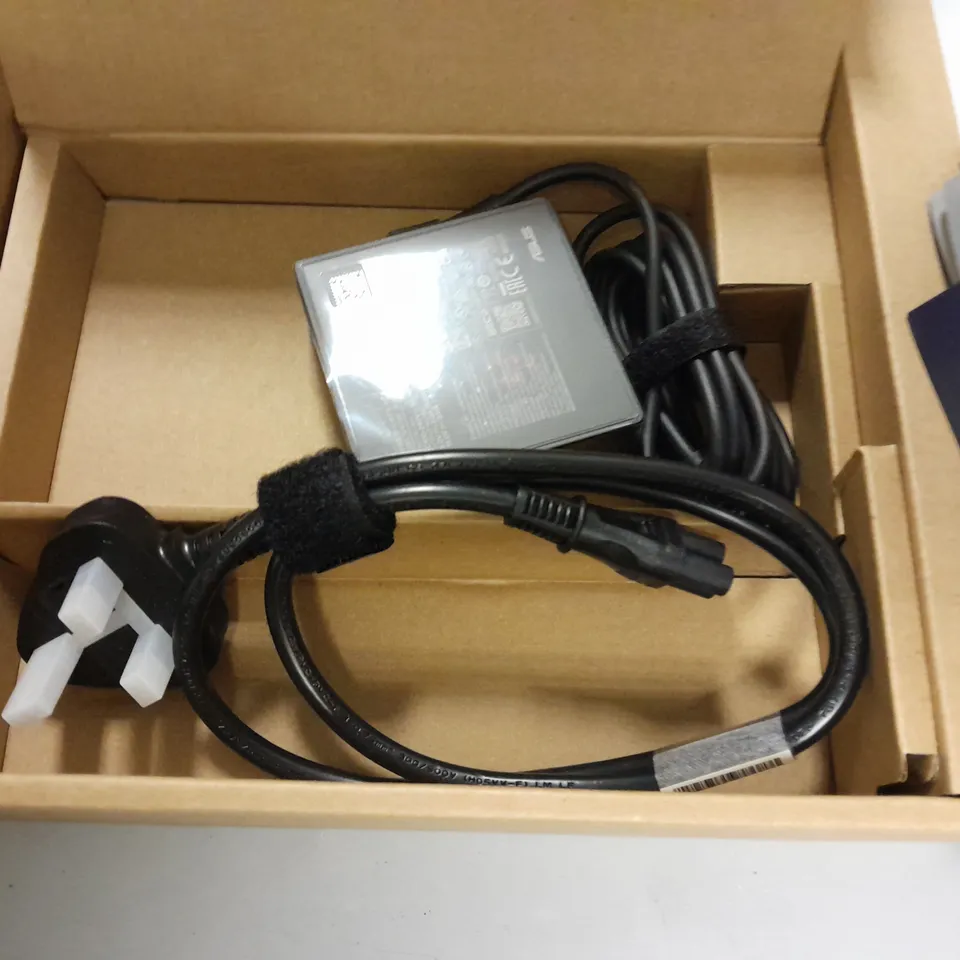 BOXED ASUS VIVBOOK INTEL I5 12500 LAPTOP IN SILVER - K3402Z