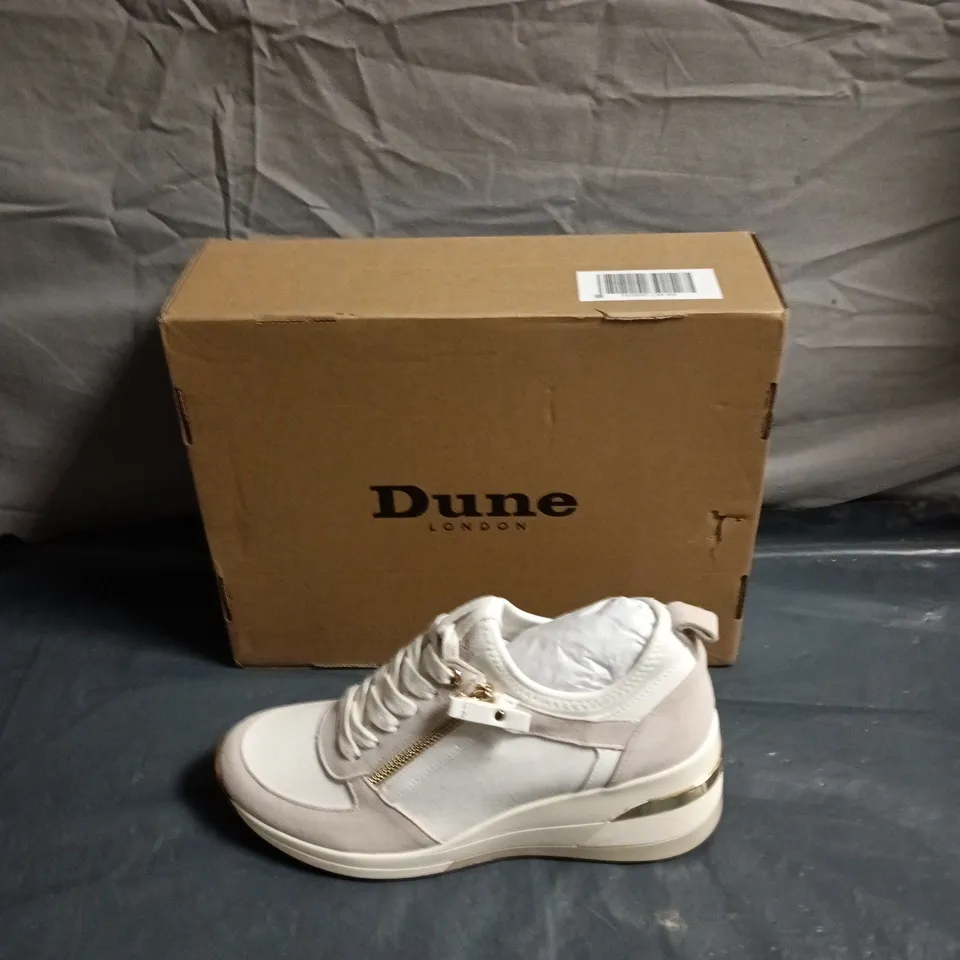 DUNE LONDON WOMEN'S SNEAKERS – WHITE & BEIGE WITH GOLD ZIP - SIZE UK 6 