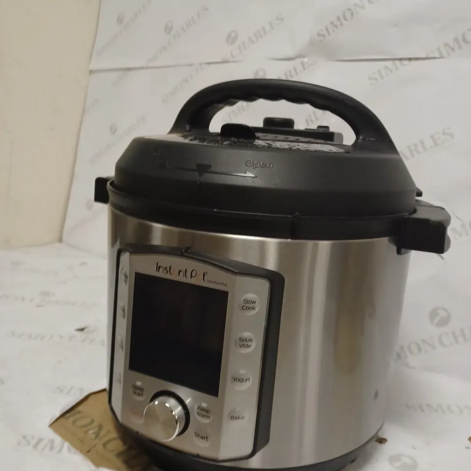 INSTANT POT DUO EVO PLUS ELECTRIC PRESSURE COOKER