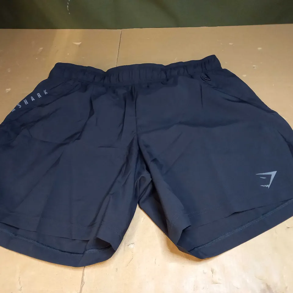 GYMSHARK WORKOUT SHORTS SIZE XL
