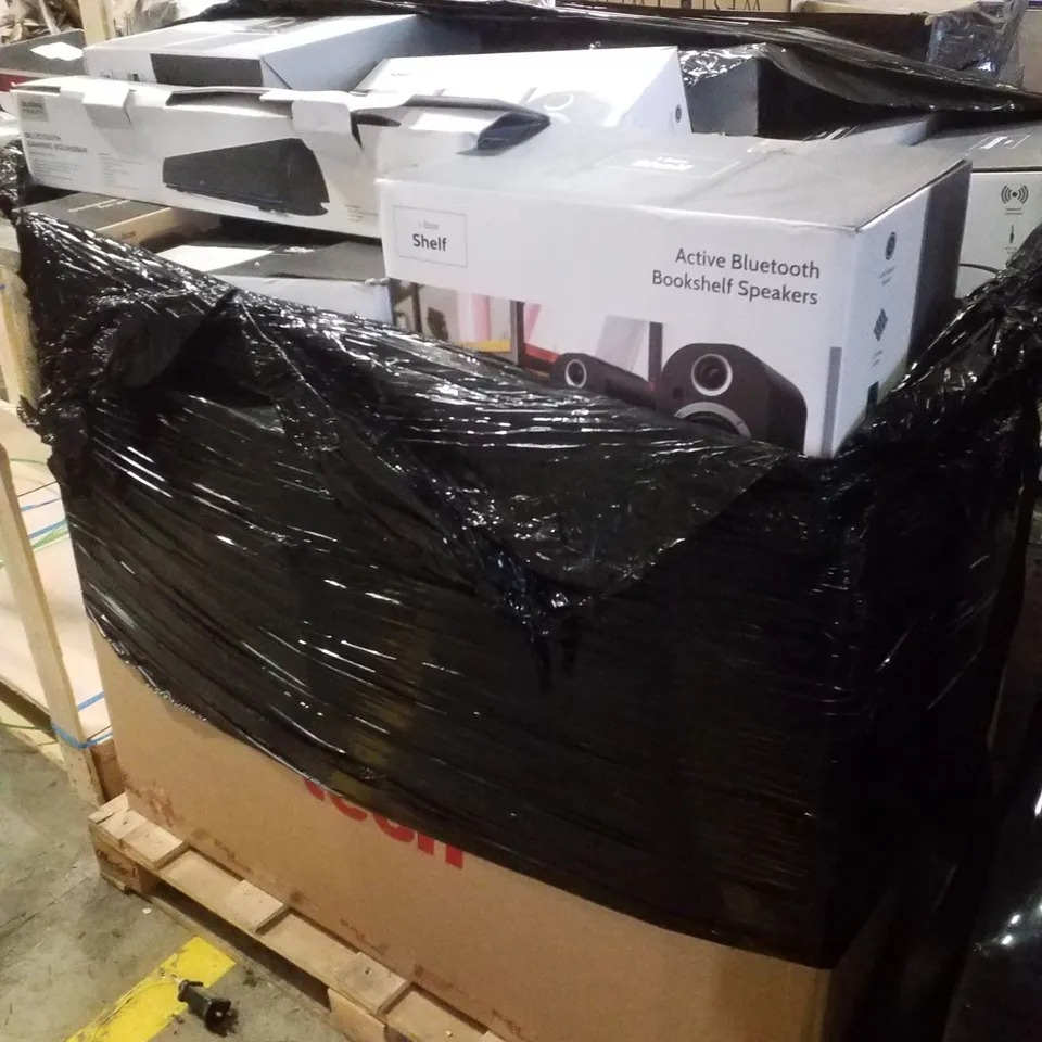 PALLET CONTAINING ASSORTED ELECTRICAL PRODUCTS INCLUDING ACTIVE BLUETOOTH BOOKSHELF SPEAKERS, DETROIT RETRO RADIO & BLUETOOTH GAMING SOUNDBAR