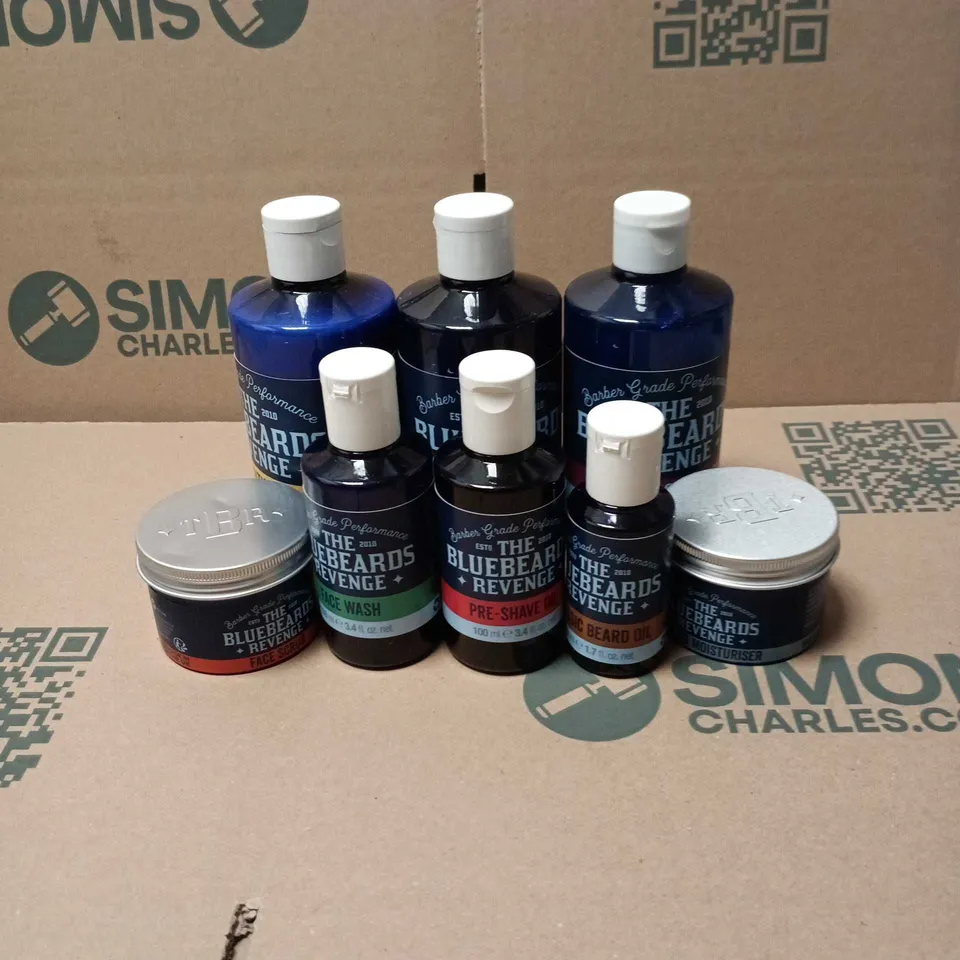 APPROXIMATELY 7 X THE BLUE BEARDS REVENGE COSMETIC SET TO INCLUDE SHAMPOO, FACE SCRUB ETC